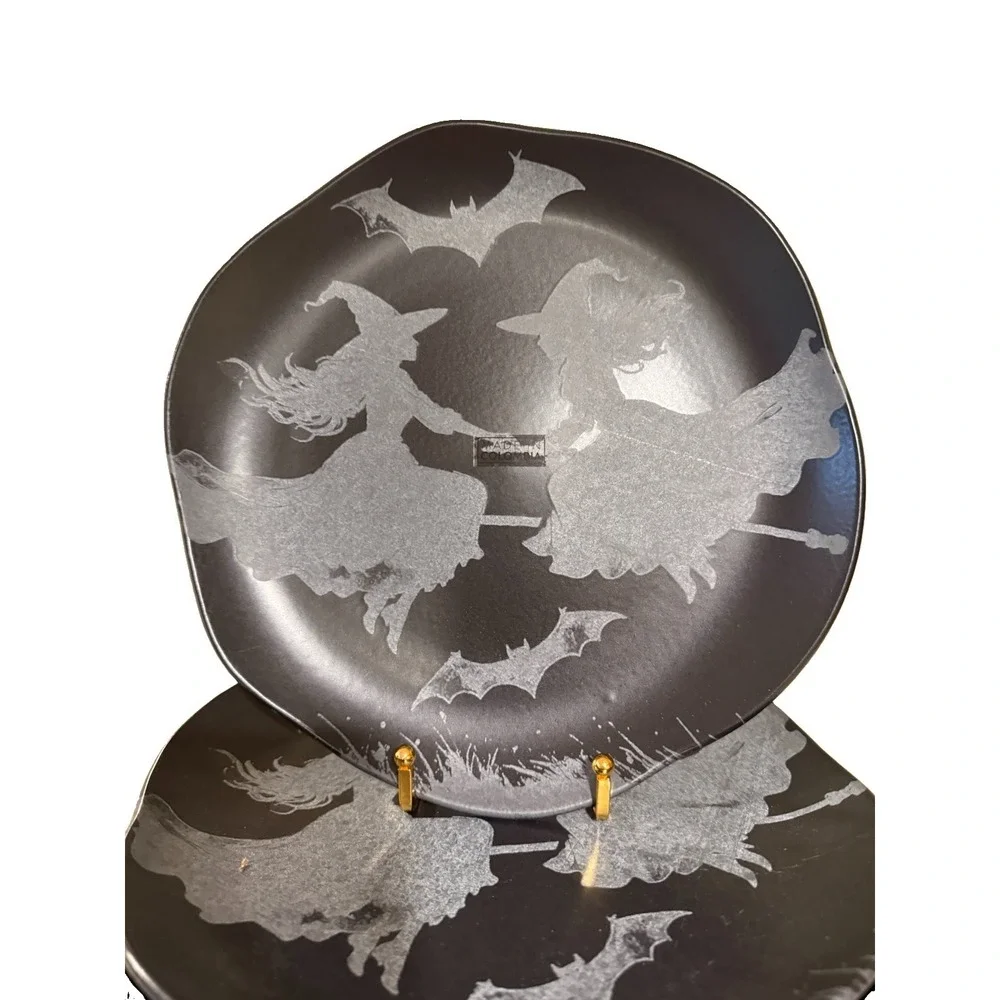 Set of 4 Corona Halloween Flying Witches Black Dinner Plates 10.5